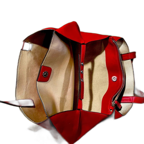 Lg Red Tote by Nine West EUC - Picture 12 of 12
